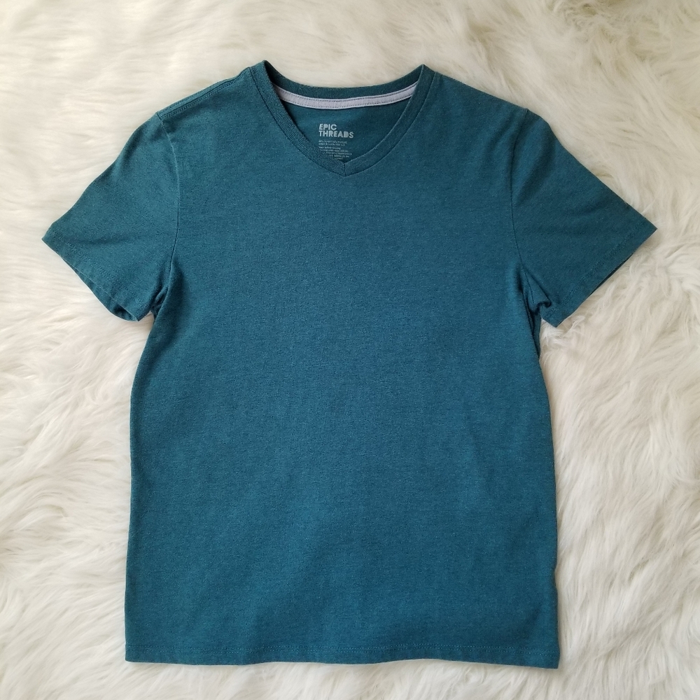 3/$15 Boys- Epic Threads V-neck Tee Shirt (size M)
